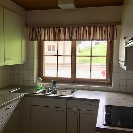 Ferienwohnung Uf Z'enisch Appartamento