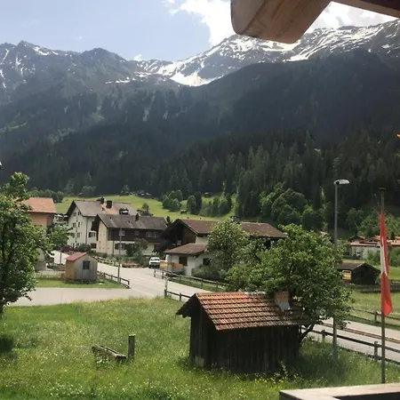 Appartamento Ferienwohnung Uf Z'enisch Klosters