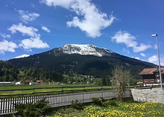Ferienwohnung Uf Z'enisch Klosters