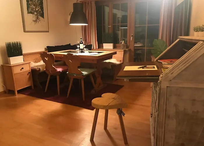 Ferienwohnung Uf Z'enisch Appartement