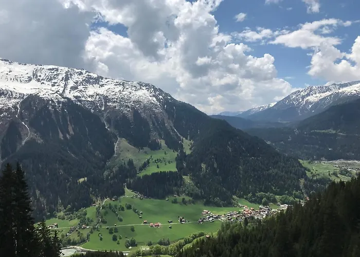 Ferienwohnung Uf Z'enisch Appartement Klosters