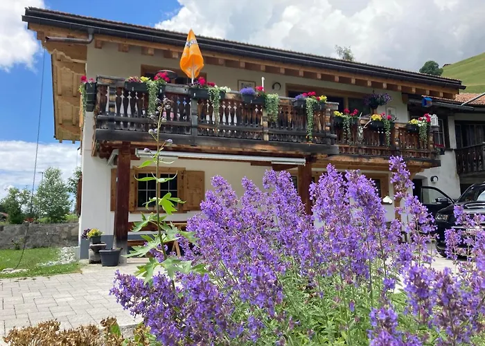 Ferienwohnung Uf Z'enisch Appartement