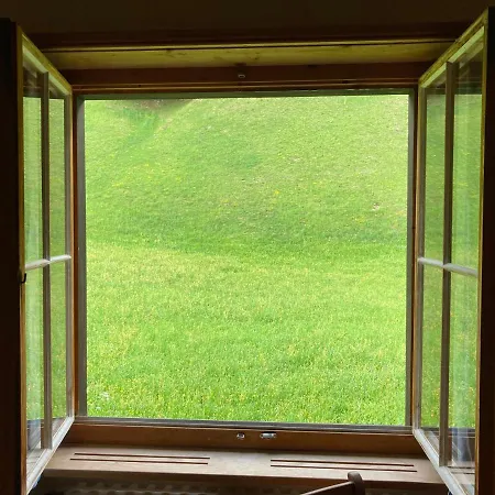 Appartement Ferienwohnung Uf Z'enisch Klosters