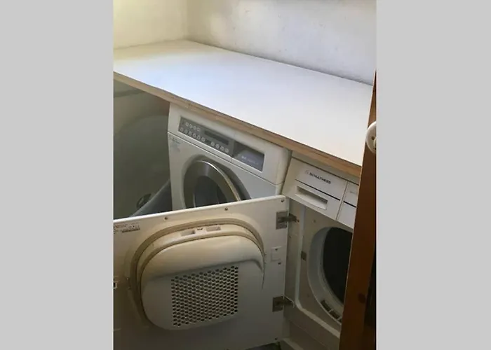 شقة Ferienwohnung Uf Z'enisch *