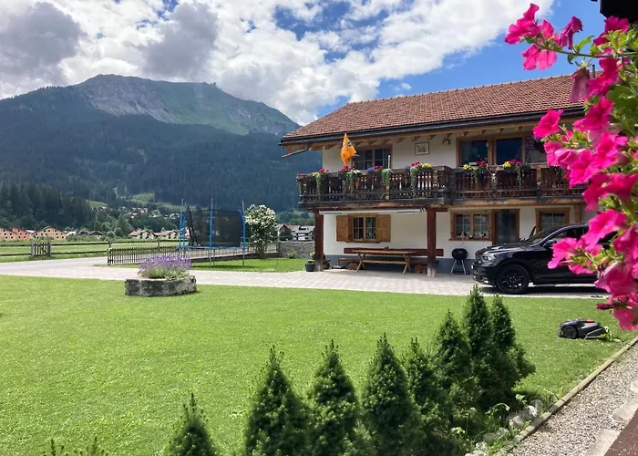 شقة Ferienwohnung Uf Z'enisch