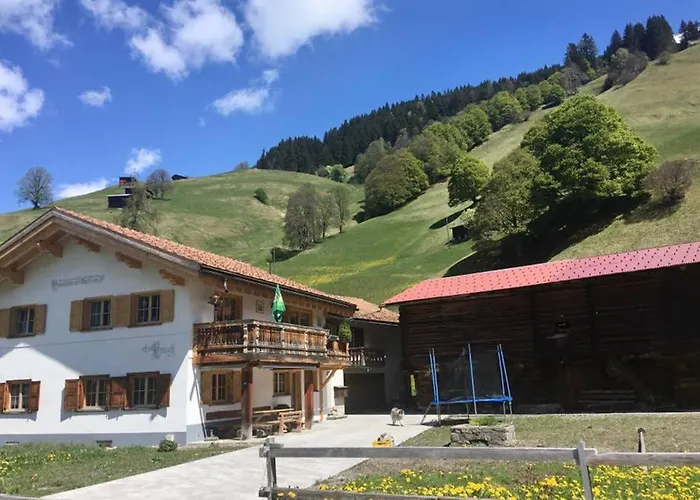 Ferienwohnung Uf Z'enisch Apartmán